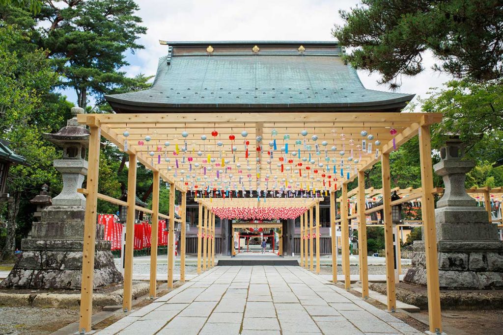 仙台 人気 服燃やす 神社