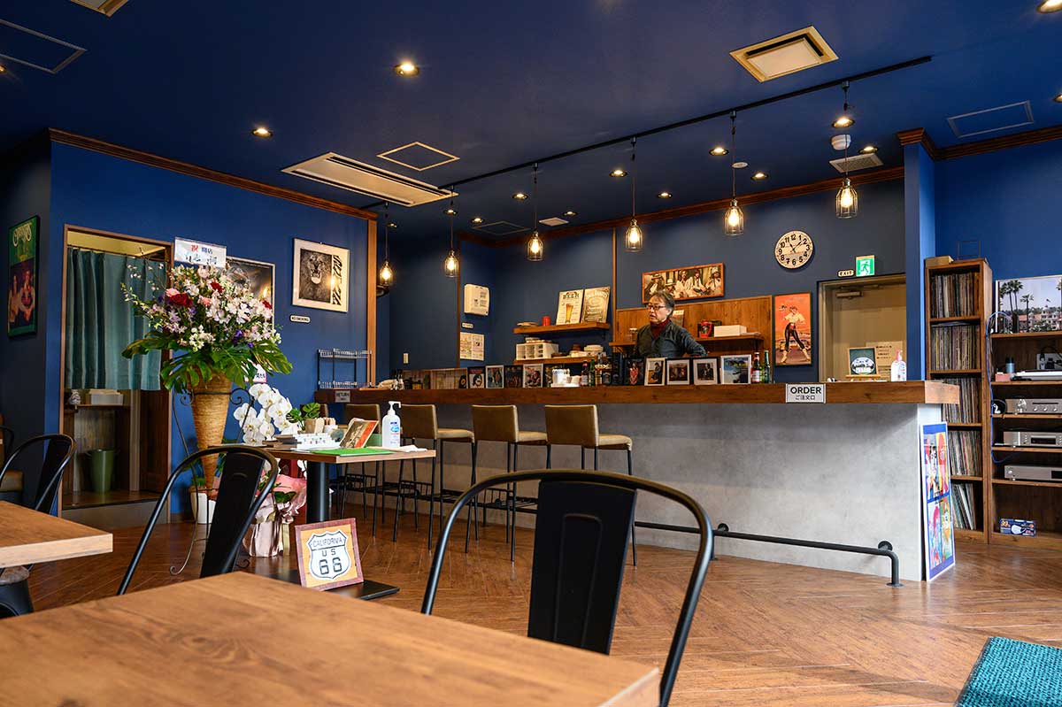 新店レポ】1970年代の名曲聴くなら！青葉区二日町に「Kokomo Music」が