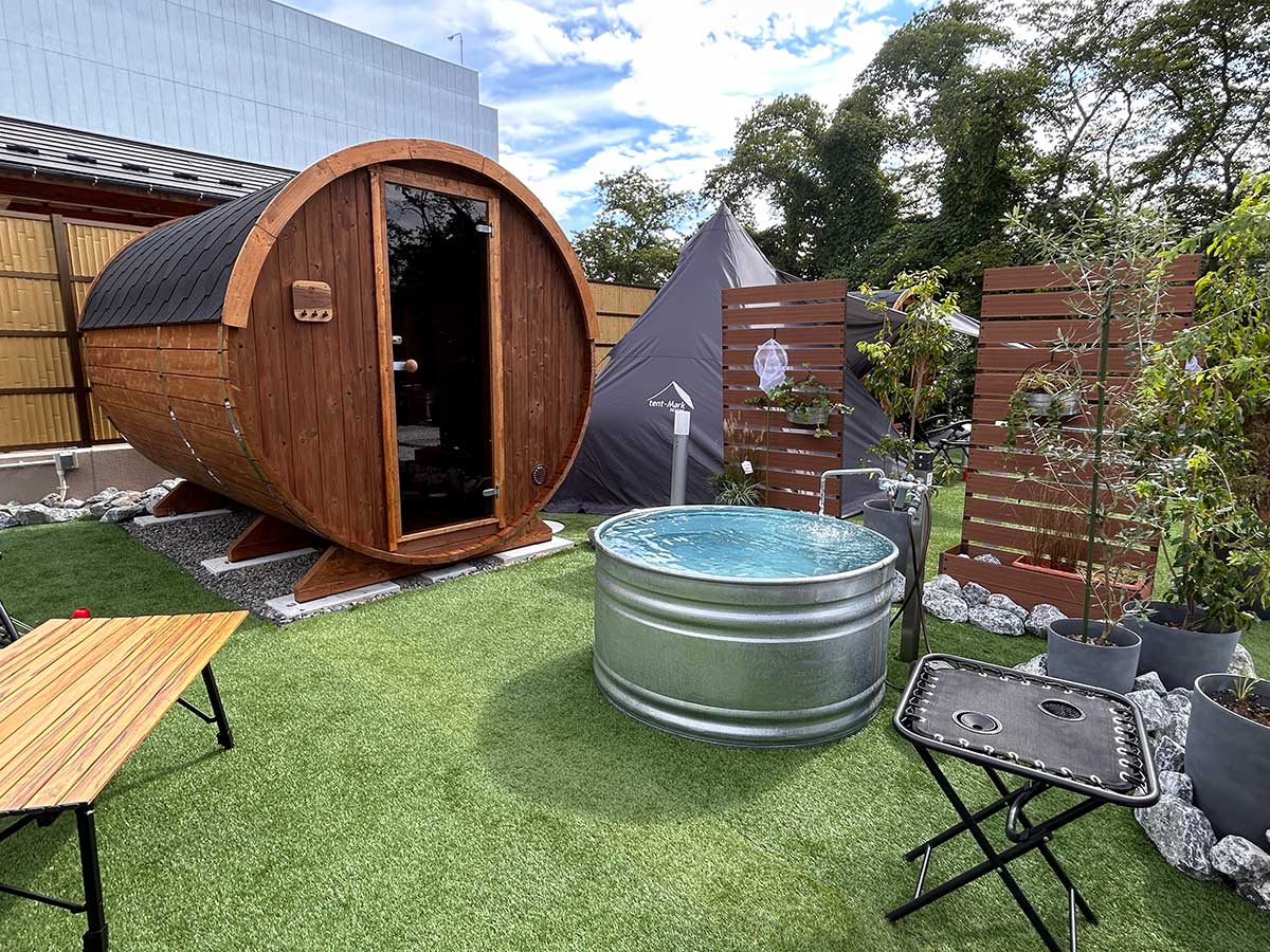 フォールディングファイアグリルコンパクト – 株式会社尾上製作所 ファイアーバレル - ステンレススチール耐熱缶、蓋付きペーパーバーニングバレルケージ  庭 屋外 通路 裏庭 農場 テラス 木製 焚き ファイヤーバレル | ステンレススチールペーパーゴミバケツ 蓋付き - 耐熱バーナー 裏庭の暖炉 造園家 キャンプファイヤー 焚き火