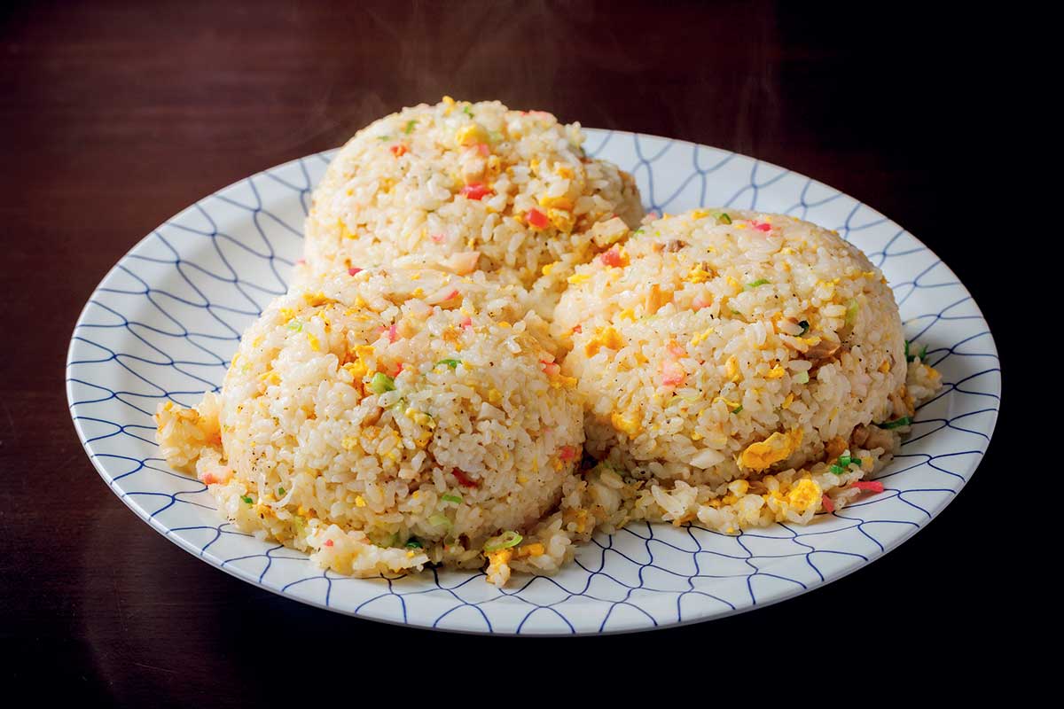 大盛」＝400gの山1つ追加⁉『旭山ドライブイン』でチャーハンを喰らえ