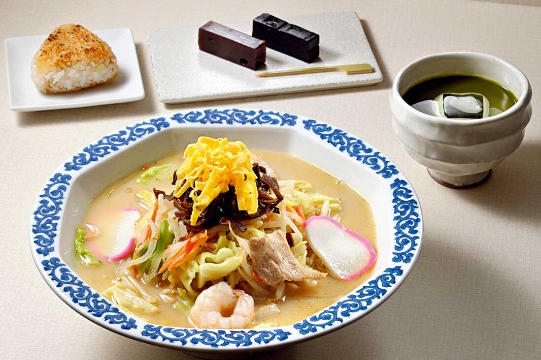 新店レポ】無化調のスープが絶品！本場・九州の味が楽しめるちゃんぽん